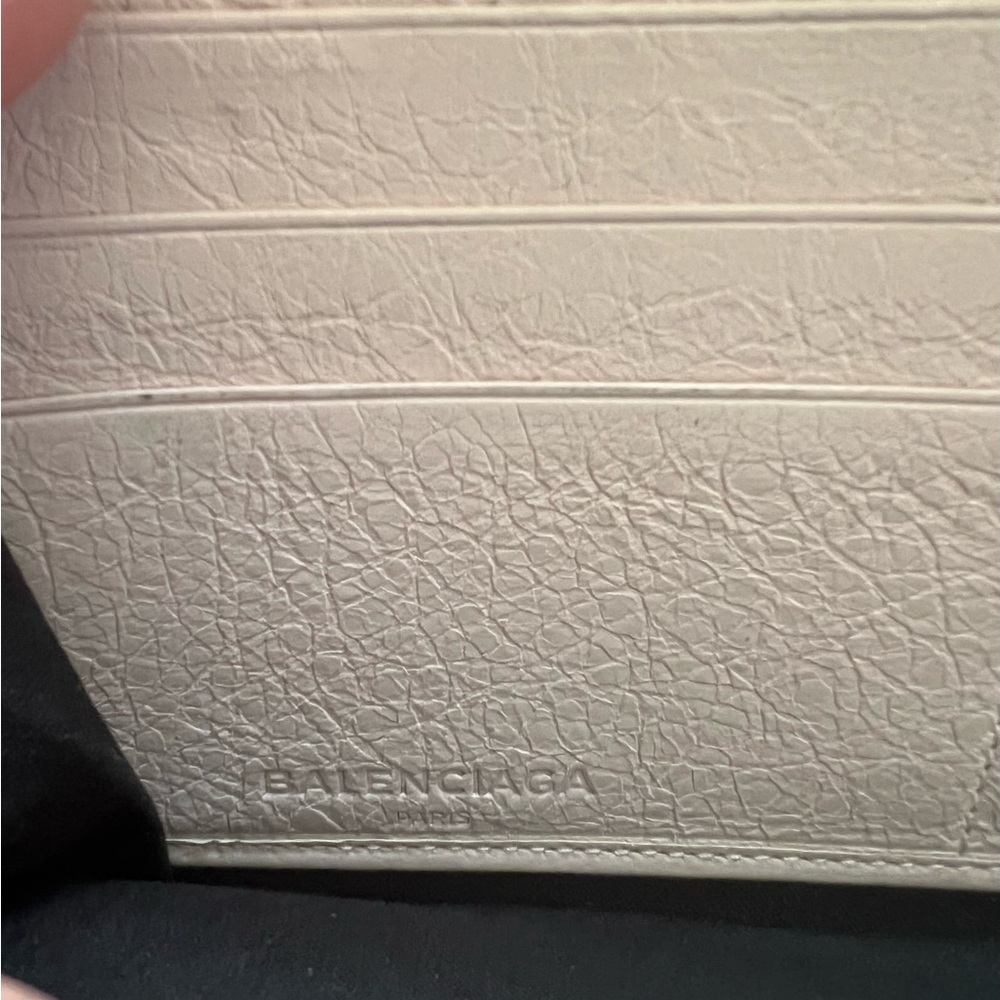 Balenciaga Light Pink Wallet - Picture 5 of 7